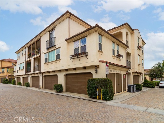 MLS #PW25072849 image #1