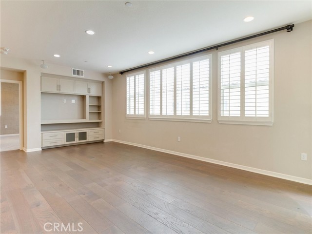 MLS #PW25072849 image #6