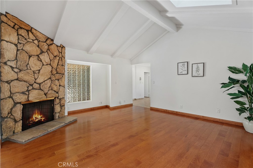 MLS #PW25074825 image #10