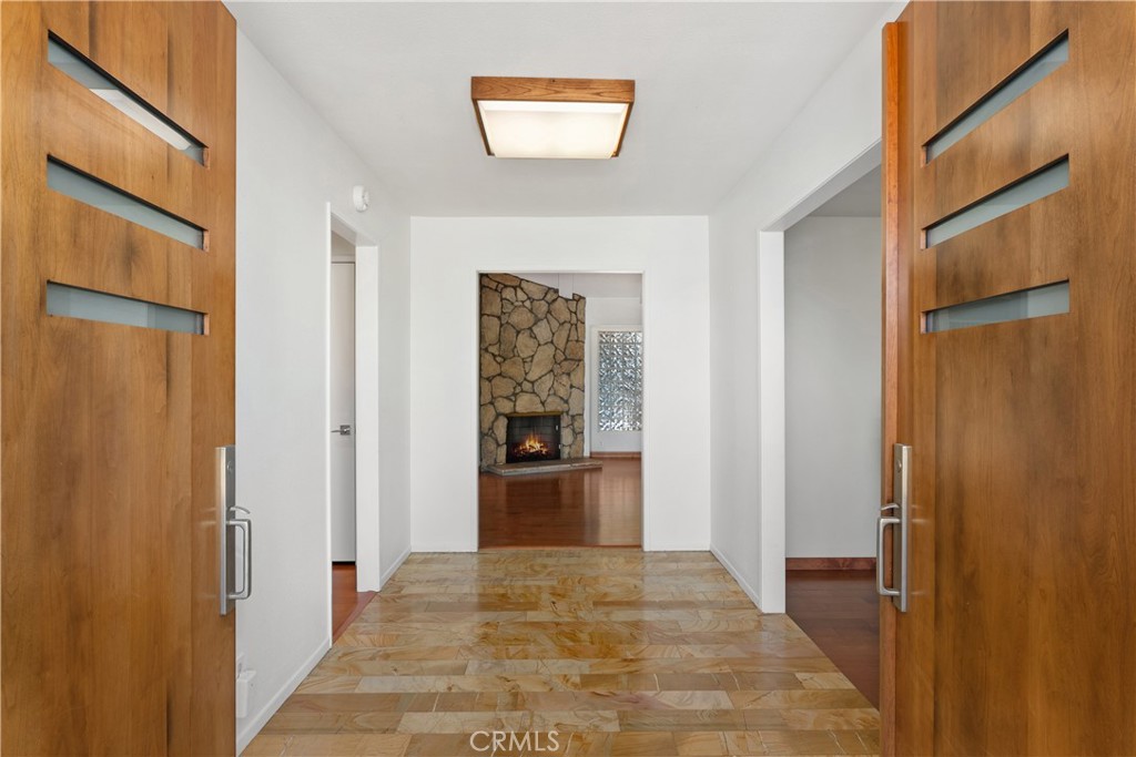 MLS #PW25074825 image #5