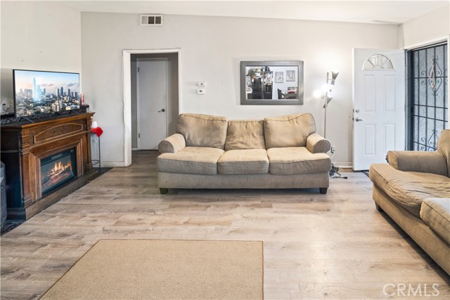 MLS #PW25075816 image #4