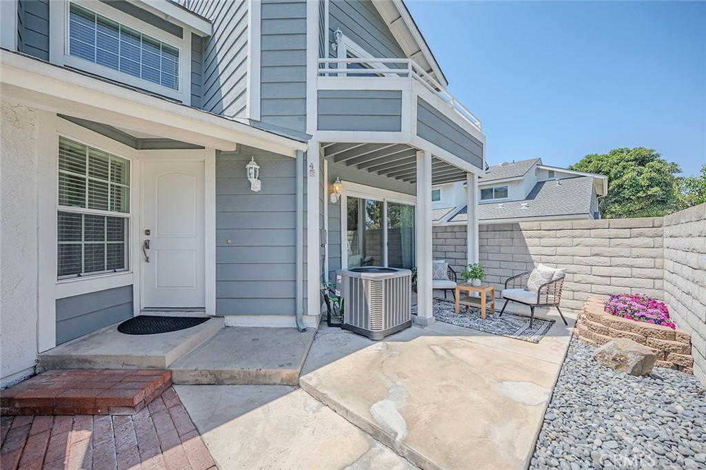 MLS #PW25077319 image #2