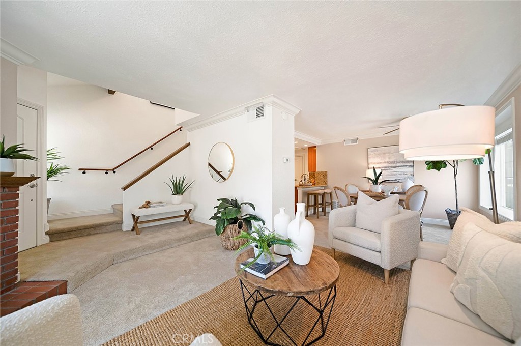 MLS #PW25077319 image #5