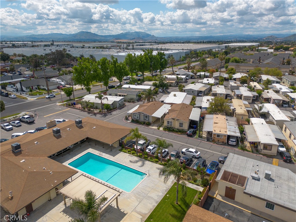 MLS #PW25077356 image #1