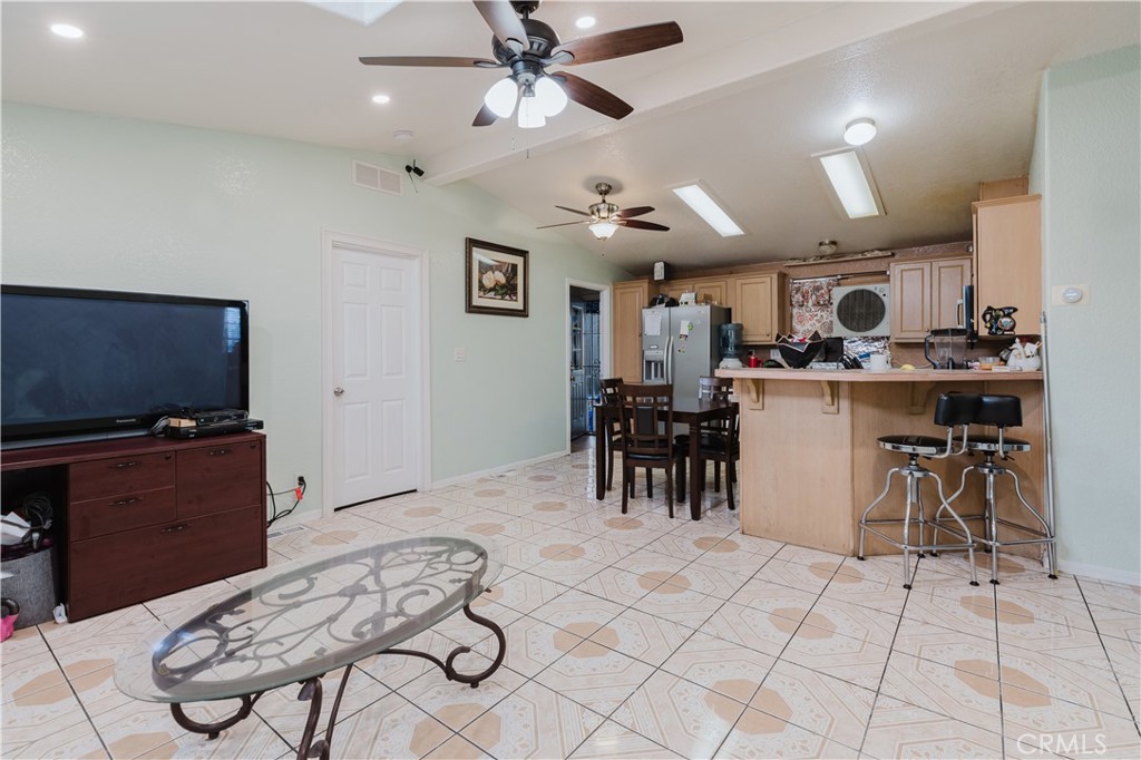 MLS #PW25077356 image #5