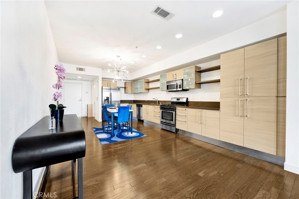 MLS #PW25078501 image #4