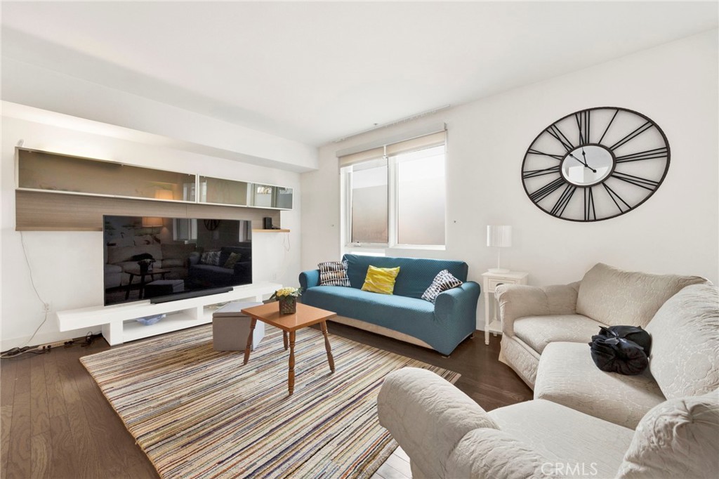 MLS #PW25078501 image #5