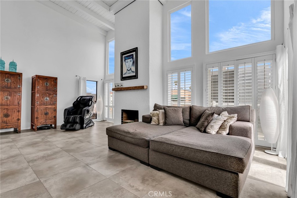 MLS #PW25080648 image #10