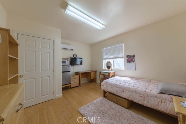 MLS #PW25083749 image #5