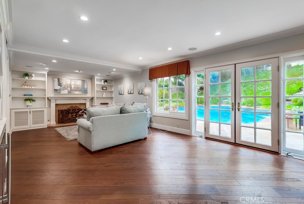 MLS #PW25084693 image #5