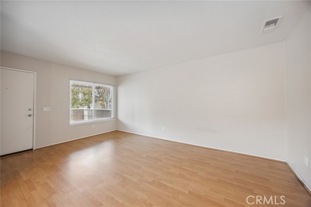 MLS #PW25092326 image #8