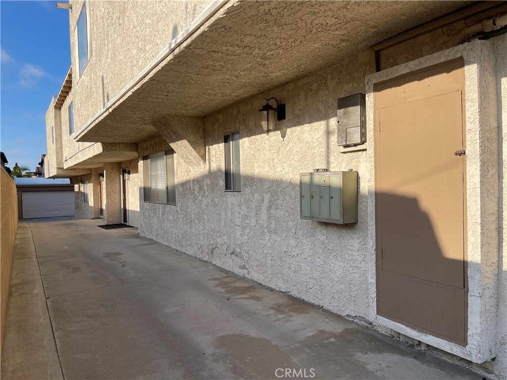 MLS #PW25093715 image #2