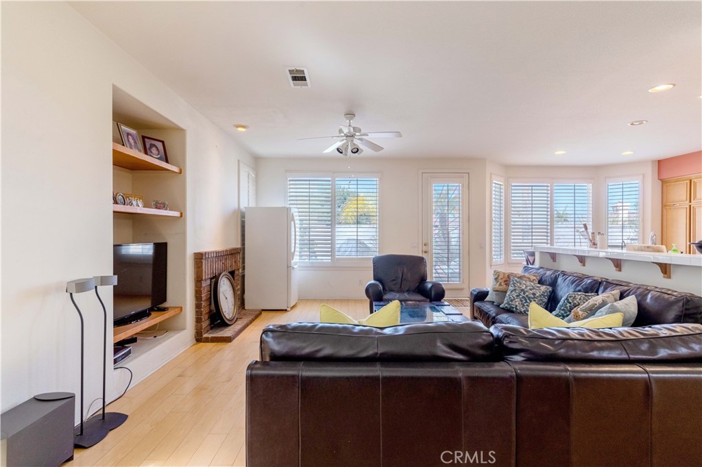 MLS #PW25096045 image #7