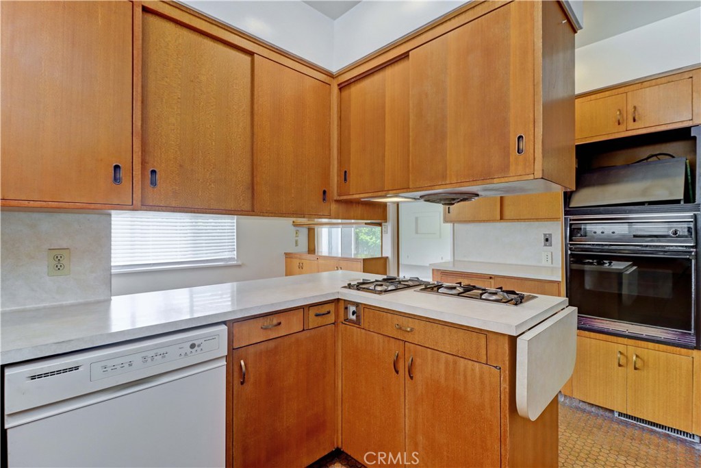 MLS #PW25096056 image #25