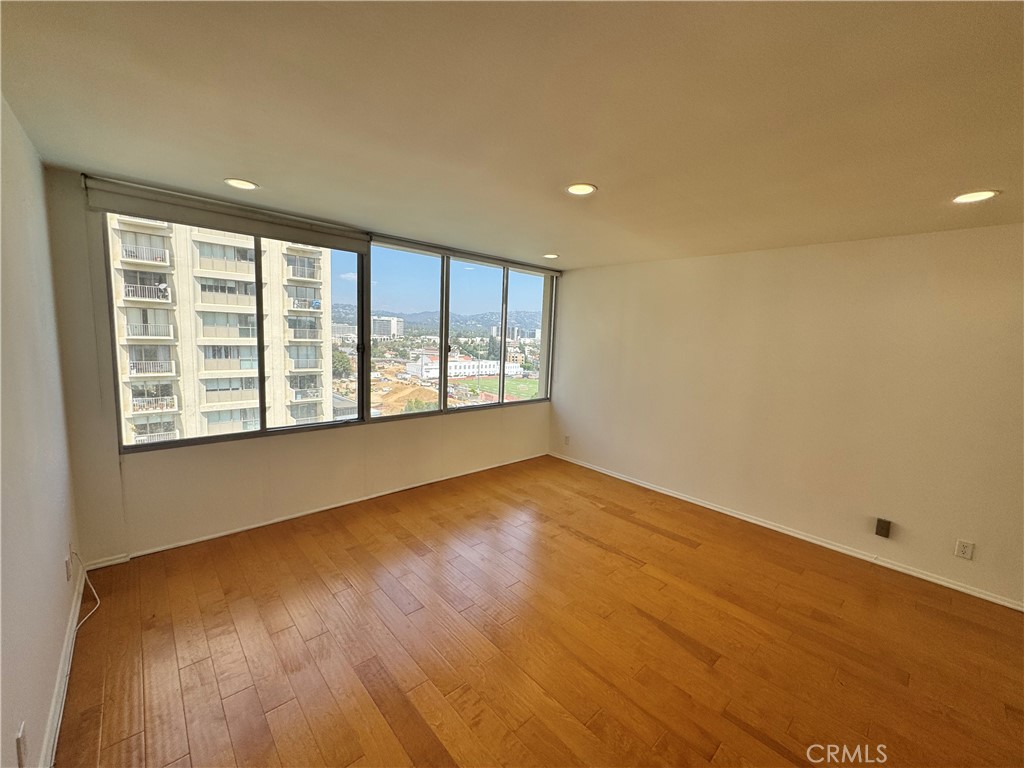 MLS #PW25100569 image #12