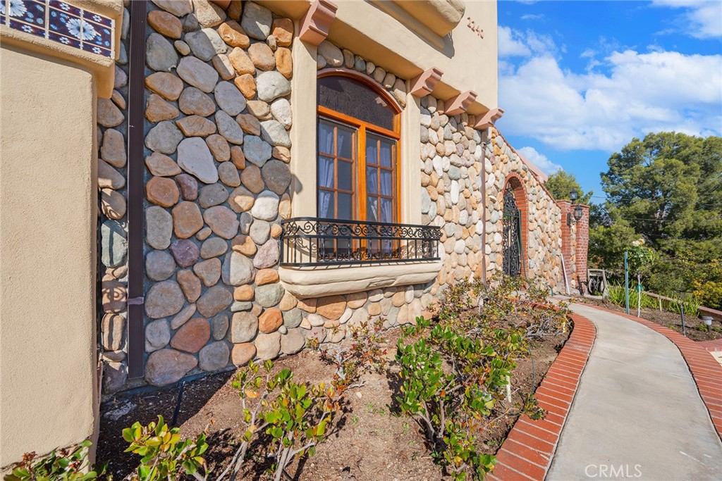 MLS #PW25101030 image #8