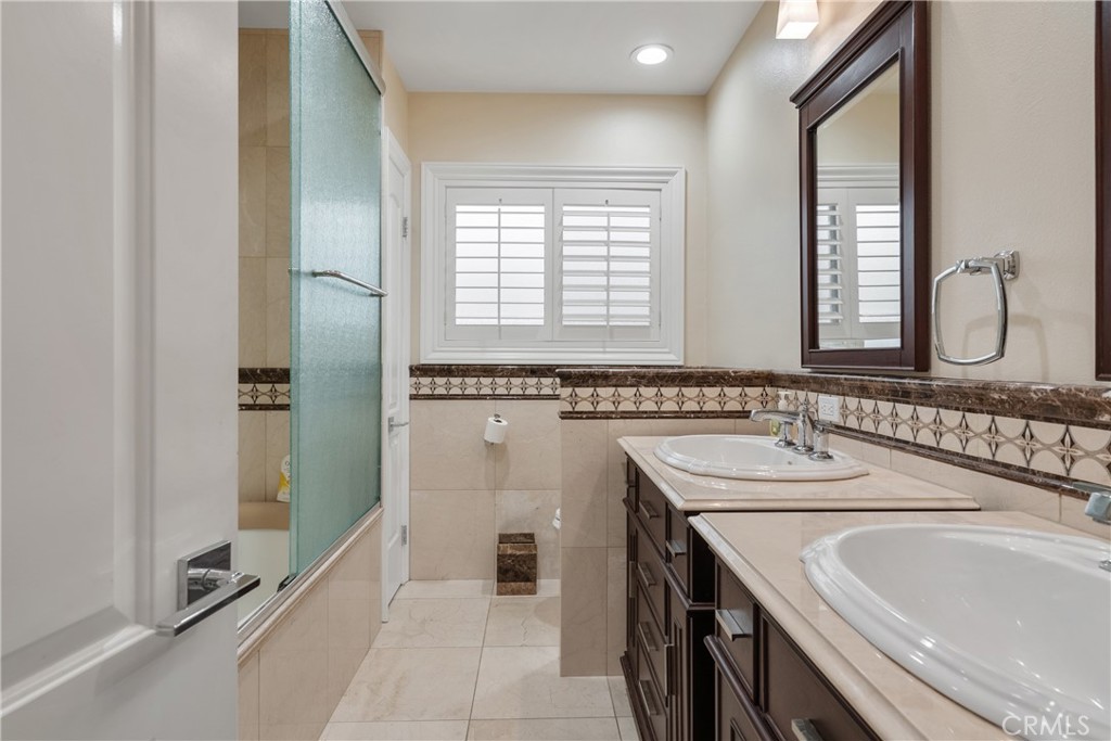 MLS #PW25102928 image #17