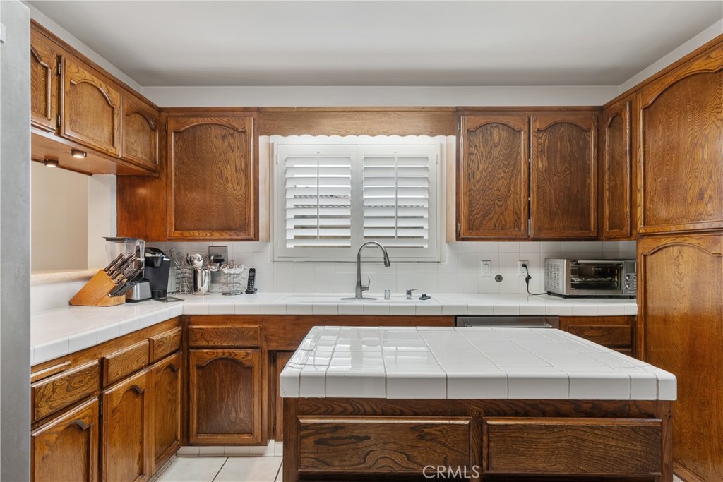 MLS #PW25102928 image #8