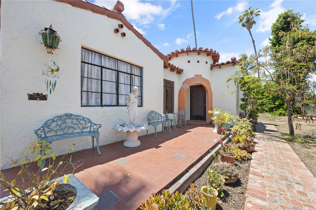 MLS #PW25105663 image #1