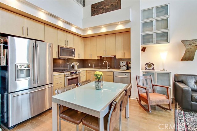 MLS #PW25109108 image #1