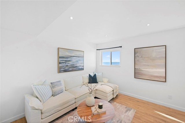 MLS #PW25112113 image #31