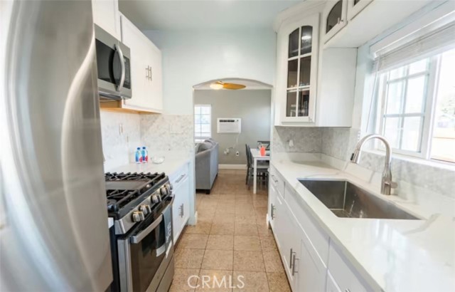 MLS #PW25112501 image #1