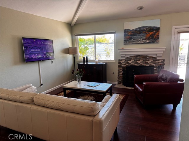 MLS #PW25114296 image #4