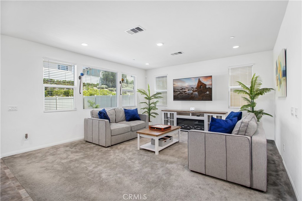 MLS #PW25115165 image #12