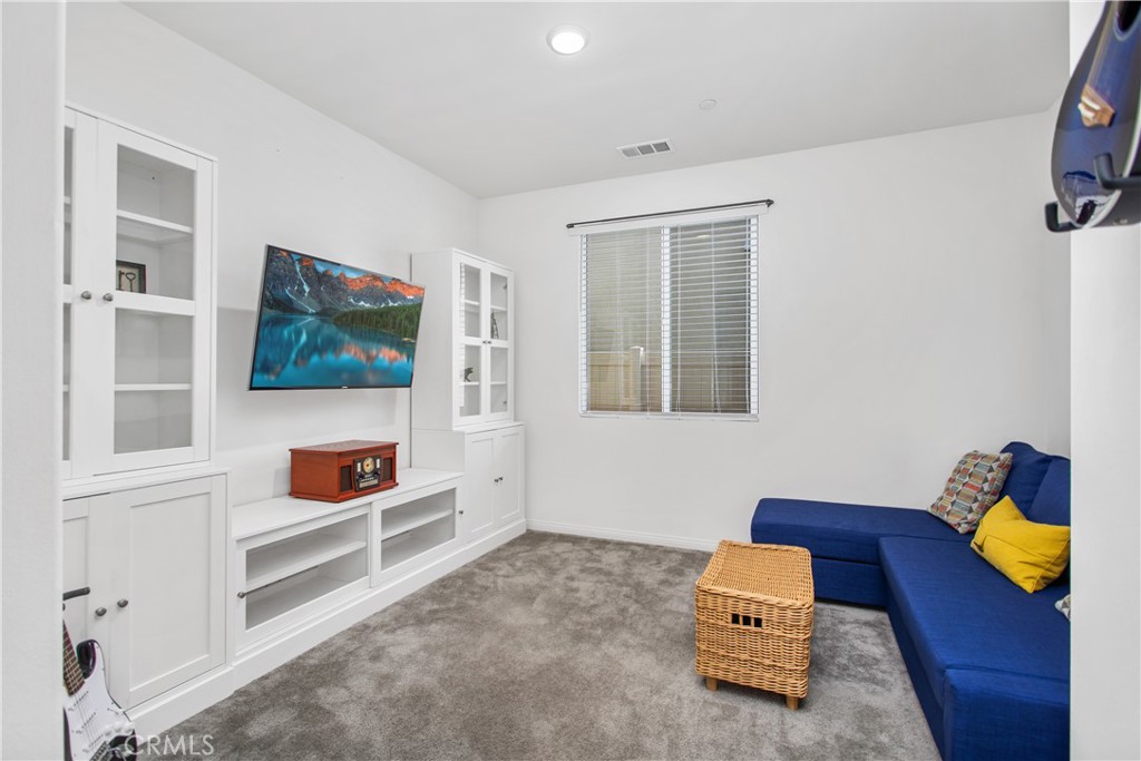 MLS #PW25115165 image #8