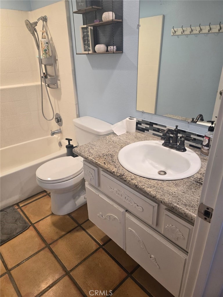 MLS #PW25118096 image #2