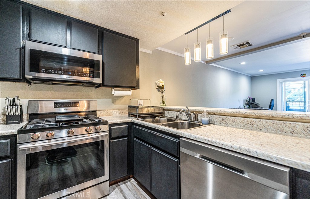 MLS #PW25120286 image #14