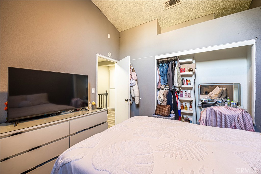 MLS #PW25120286 image #25