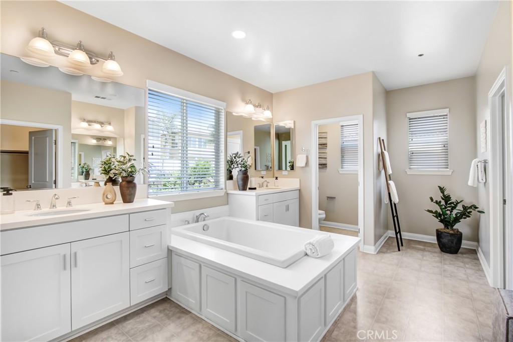 MLS #PW25120345 image #34