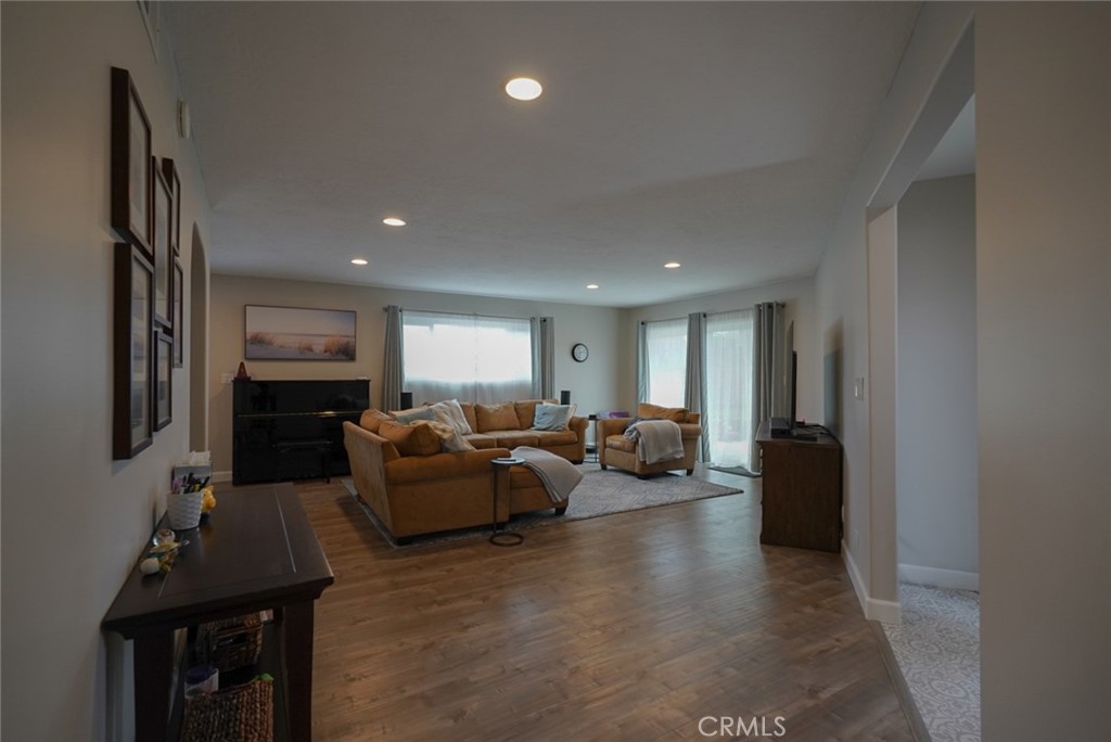 MLS #PW25120858 image #10