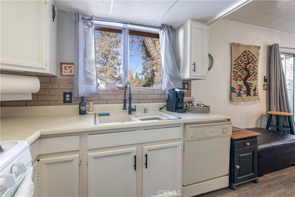 MLS #PW25121227 image #5