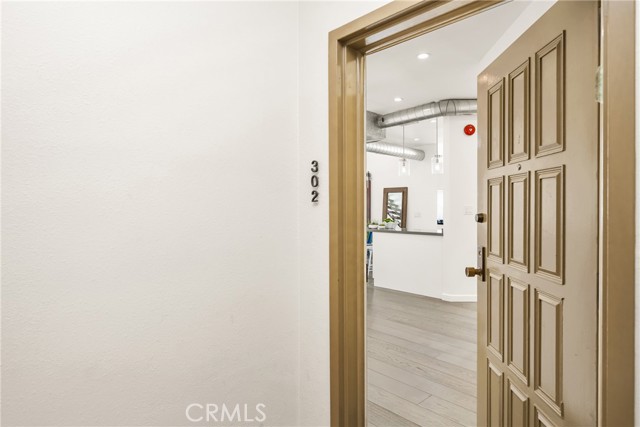 MLS #PW25121331 image #1