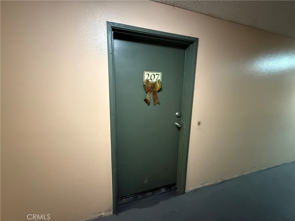 MLS #PW25121352 image #1