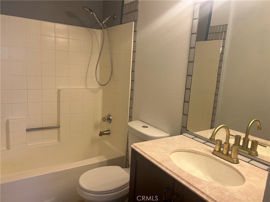 MLS #PW25121352 image #12