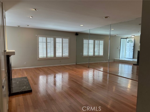 MLS #PW25122241 image #2