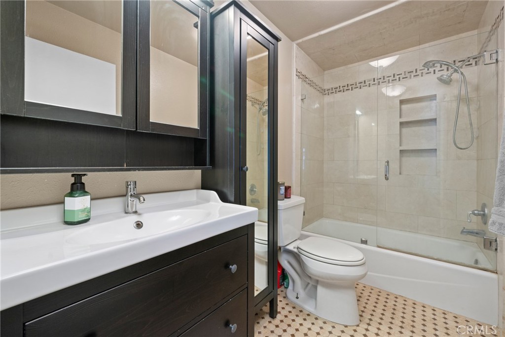 MLS #PW25123355 image #12