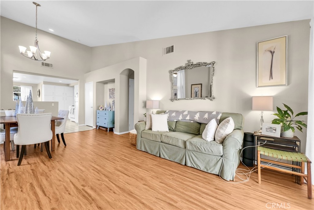 MLS #PW25125929 image #9