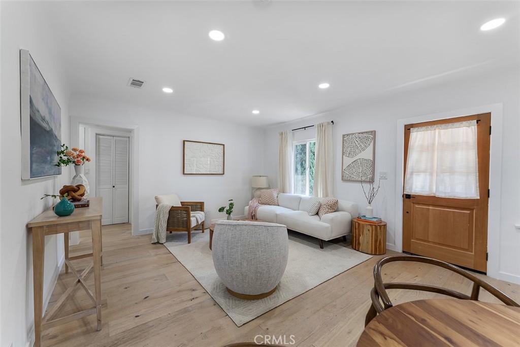 MLS #PW25127057 image #2