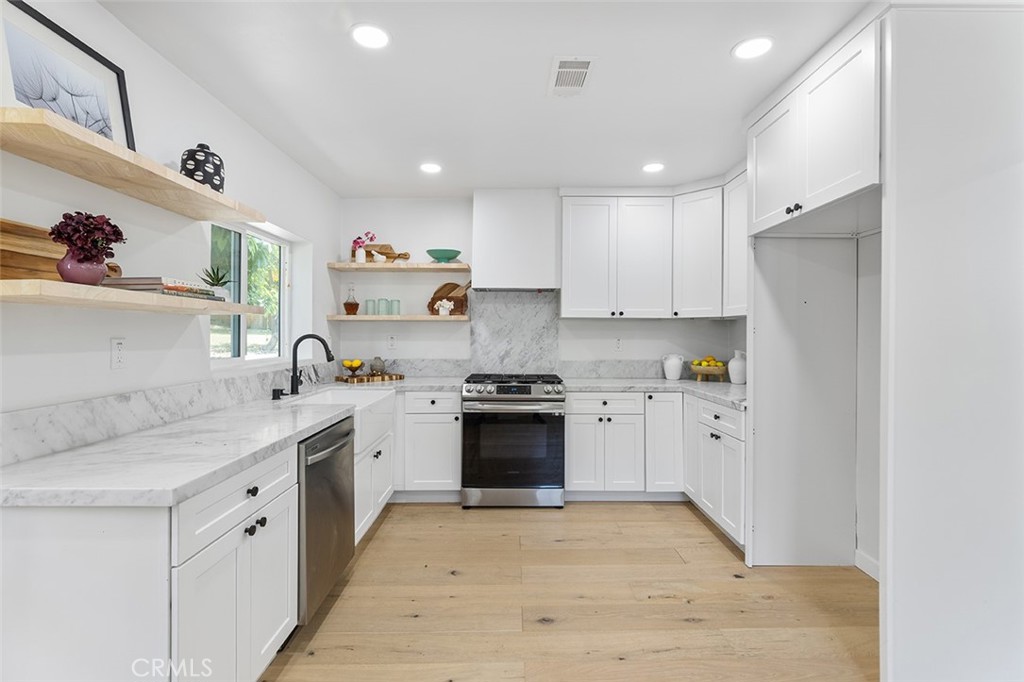 MLS #PW25127057 image #5