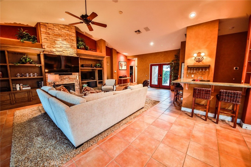 MLS #PW25127216 image #5