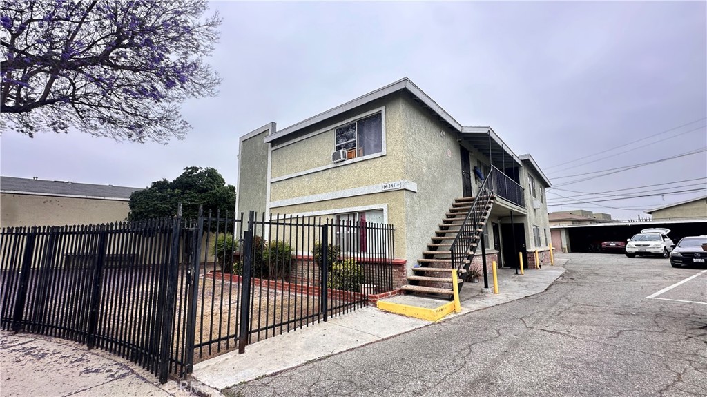 MLS #PW25127312 image #0