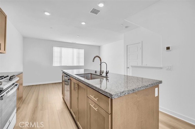 MLS #PW25130578 image #10