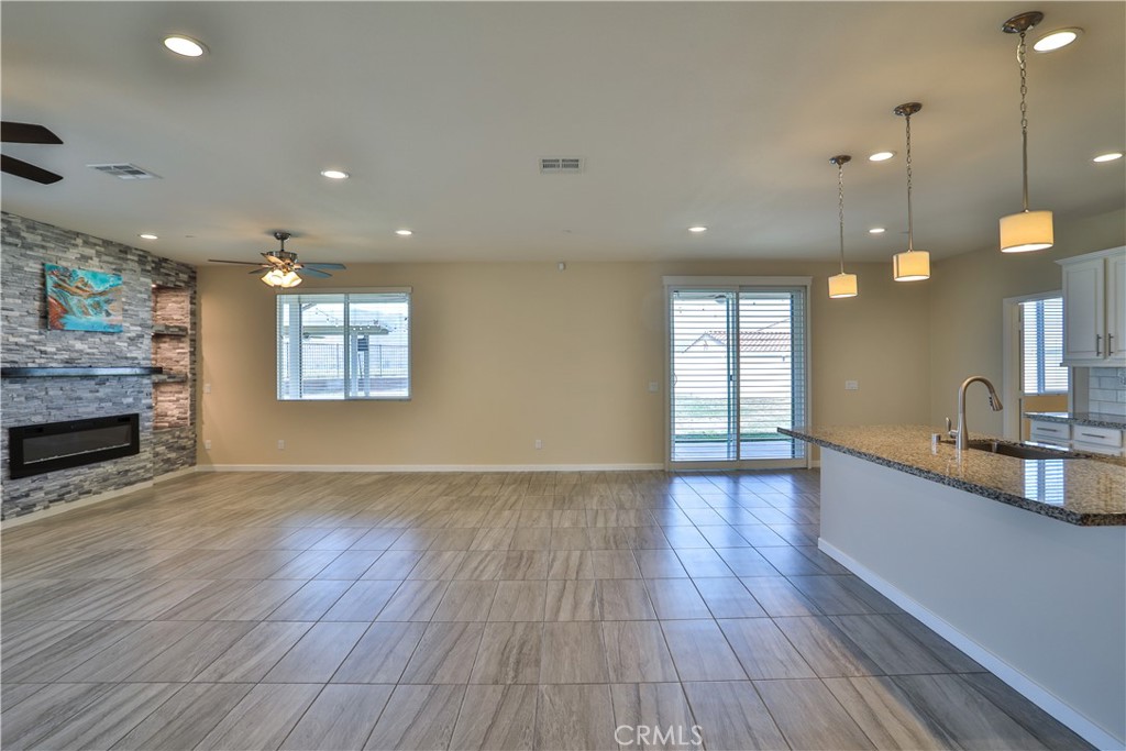 MLS #PW25132057 image #7