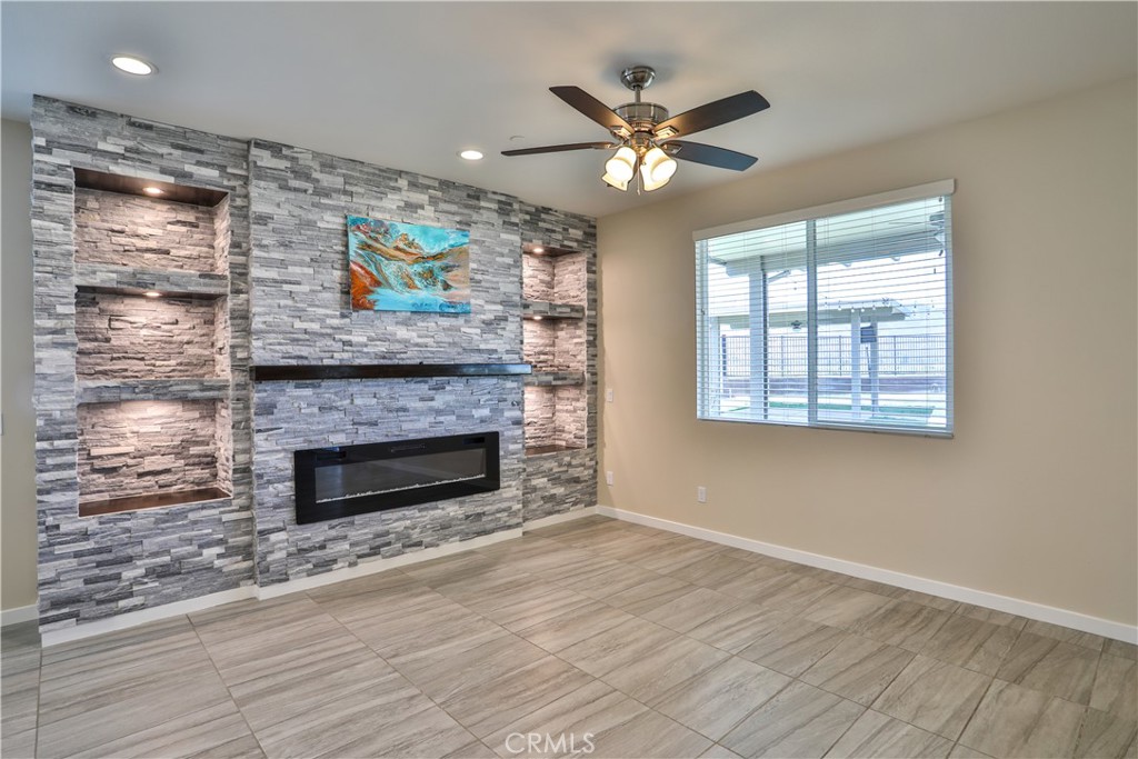 MLS #PW25132057 image #9