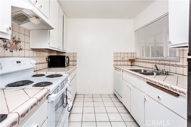 MLS #PW25132382 image #10