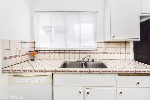 MLS #PW25132382 image #12